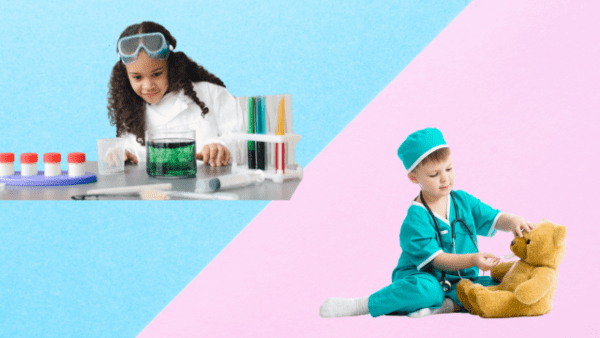Een meisje speelt laborant en een jongetje speelt doktertje met een teddybeer.